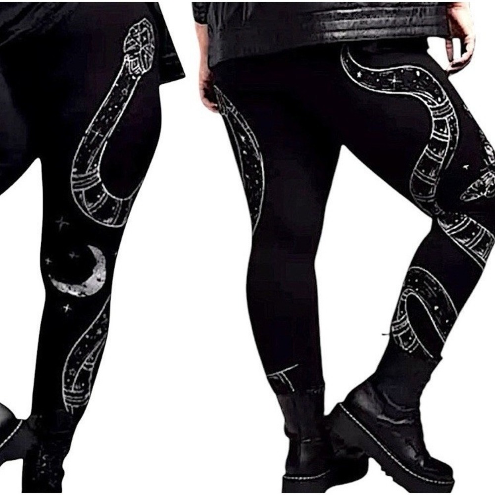 TORRID Nightfall‎ Snakes Black Leggings with White Snake Design NWT Size 5X